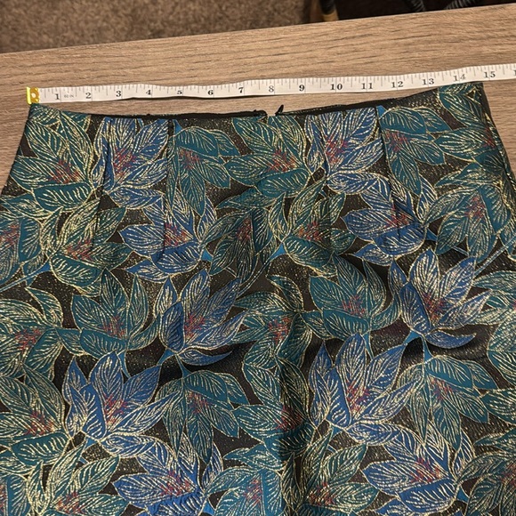 Floral Patterned Skirt - Multicolor size 9 gold accents lightweight unique - Picture 7 of 9